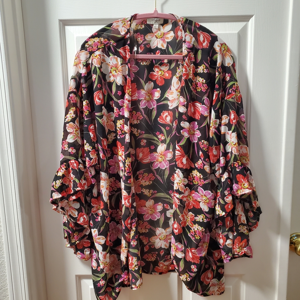 🌸 Umgee Women's Floral Kimono – Size Large 🌸